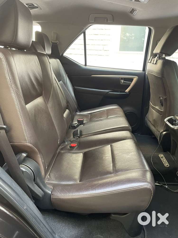 Toyota Fortuner Automatic Diesel 2017 Suv