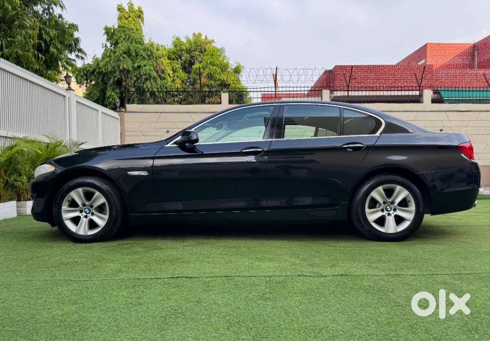 Bmw 5 Series 523i Sedan, 2012, Petrol