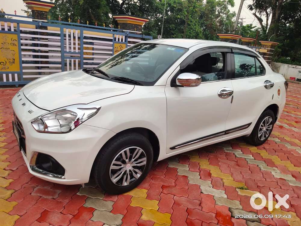 Maruti Suzuki Dzire 1.2 Vxi, 2023, Petrol