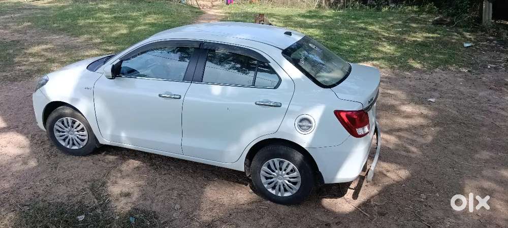 Maruti Suzuki Dzire Vxi 2022