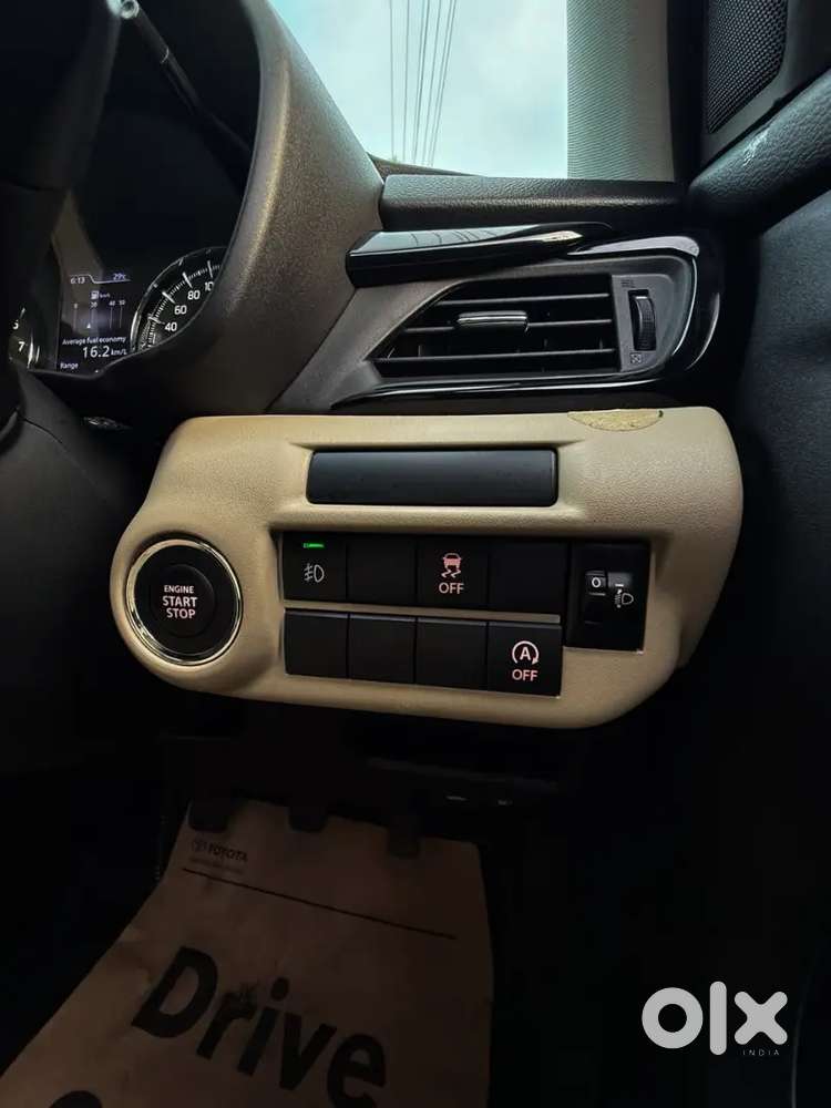 Toyota Glanza 2024 Petrol Well Maintained Less Than 10,000km Driven