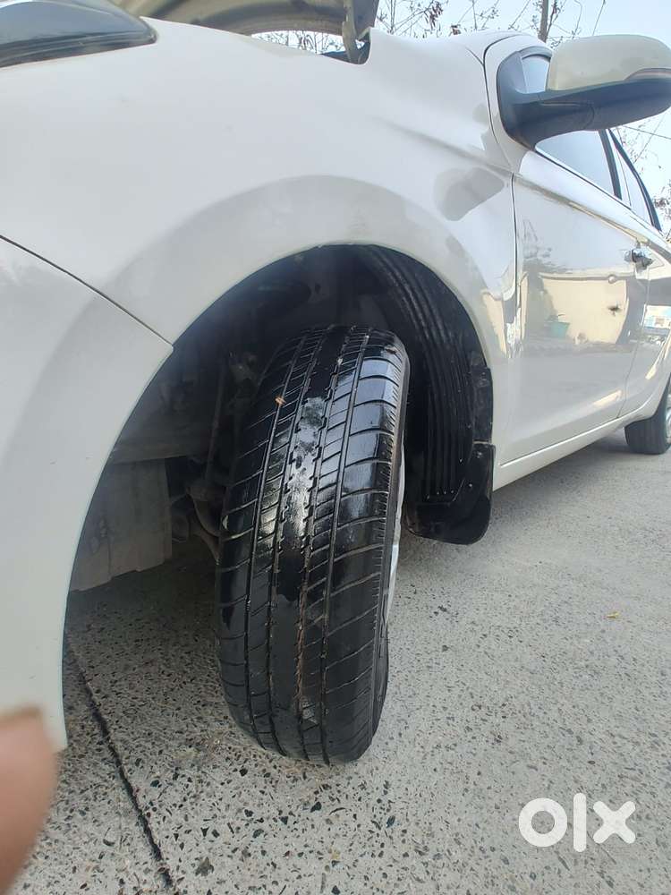 Hyundai I20 Sportz 1.2 Bs-iv, 2013, Cng & Hybrids