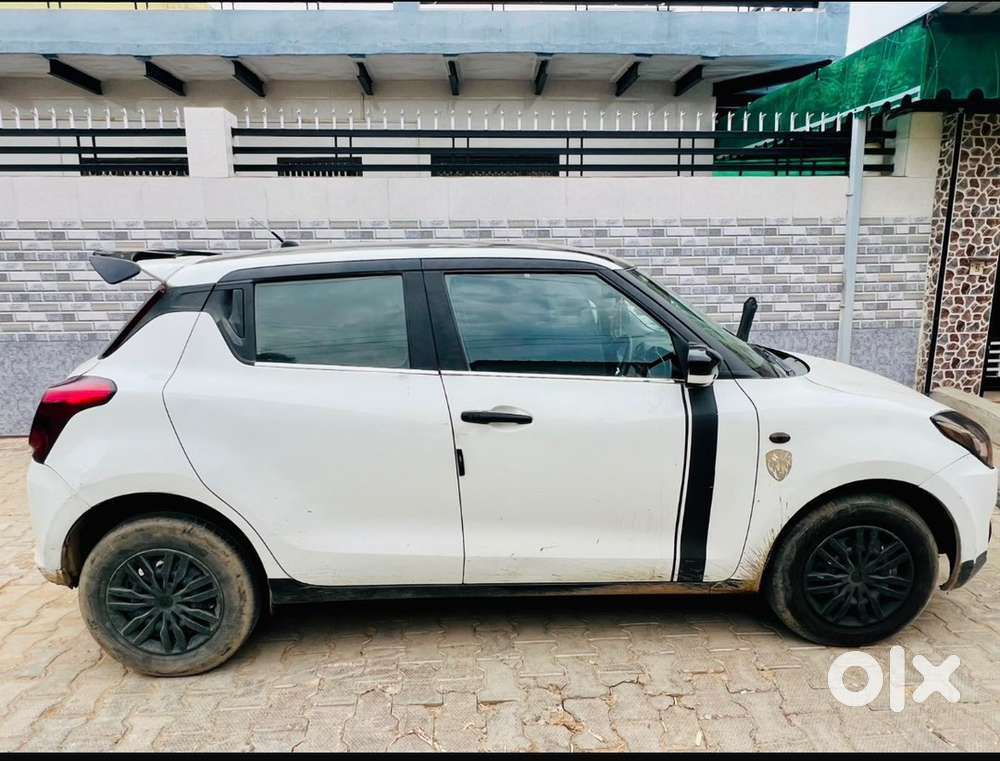 Maruti Suzuki Swift Lxi 2020