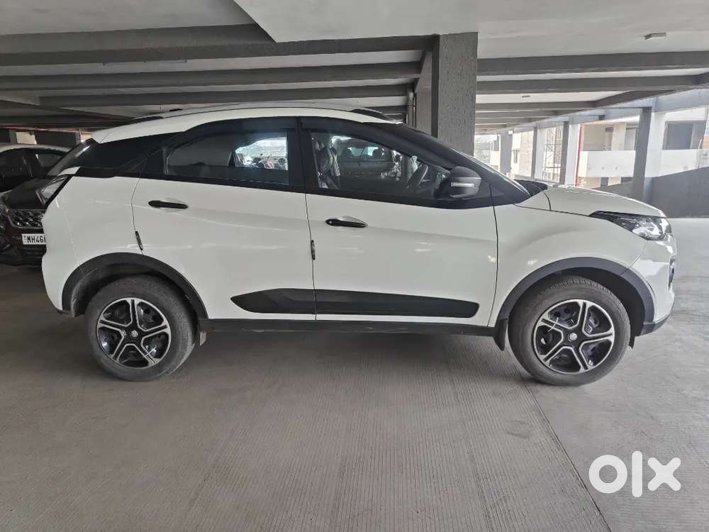 Tata Nexon 2023 Petrol