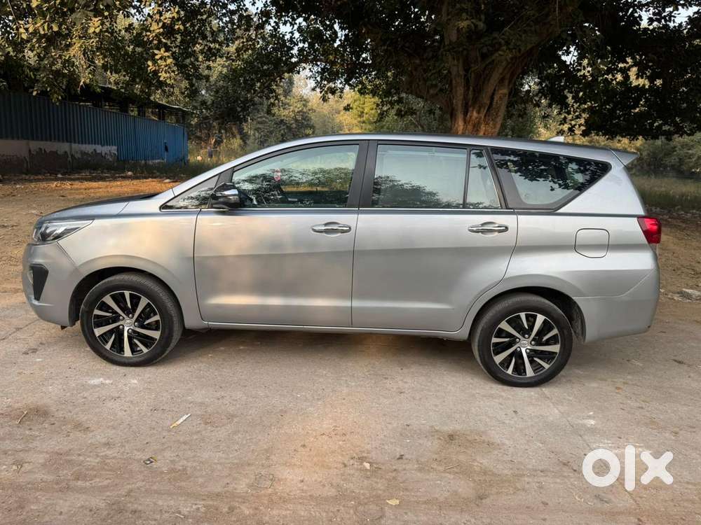 Toyota Innova Crysta [2020-ongoing] 2.4 Zx At 7 Str, 2022, Diesel