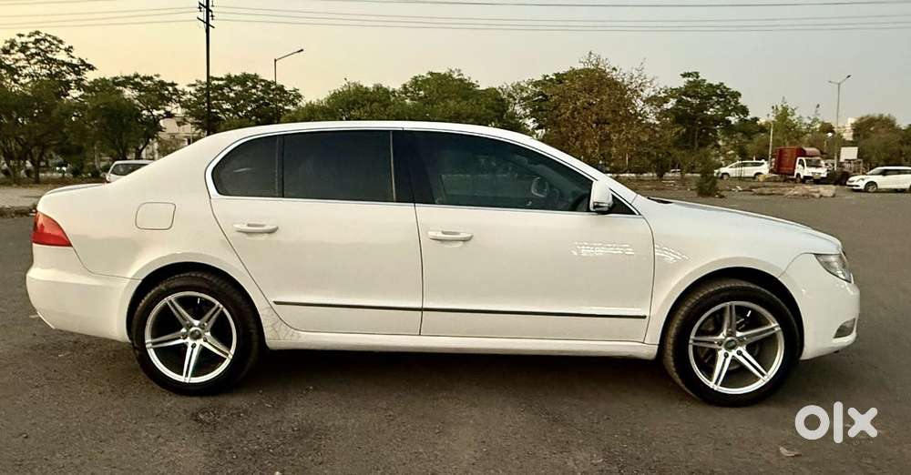 Skoda Superb 2.0 Sportline Tsi At, 2010, Petrol