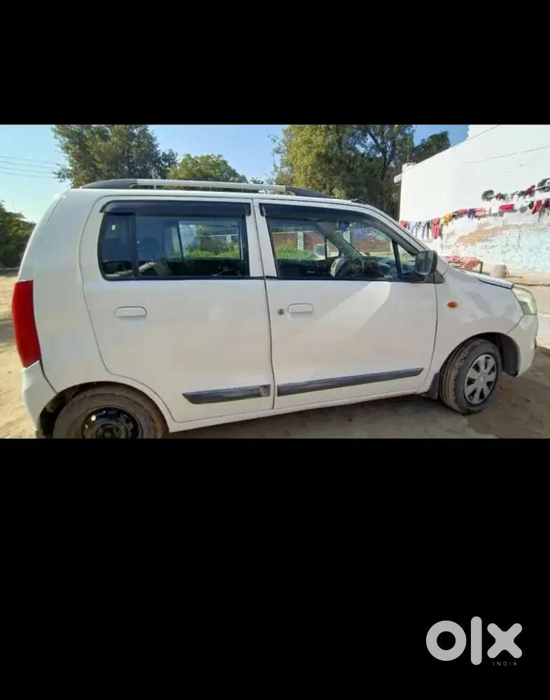 Maruti Suzuki Brezza 2016 Petrol 100000 Km Driven