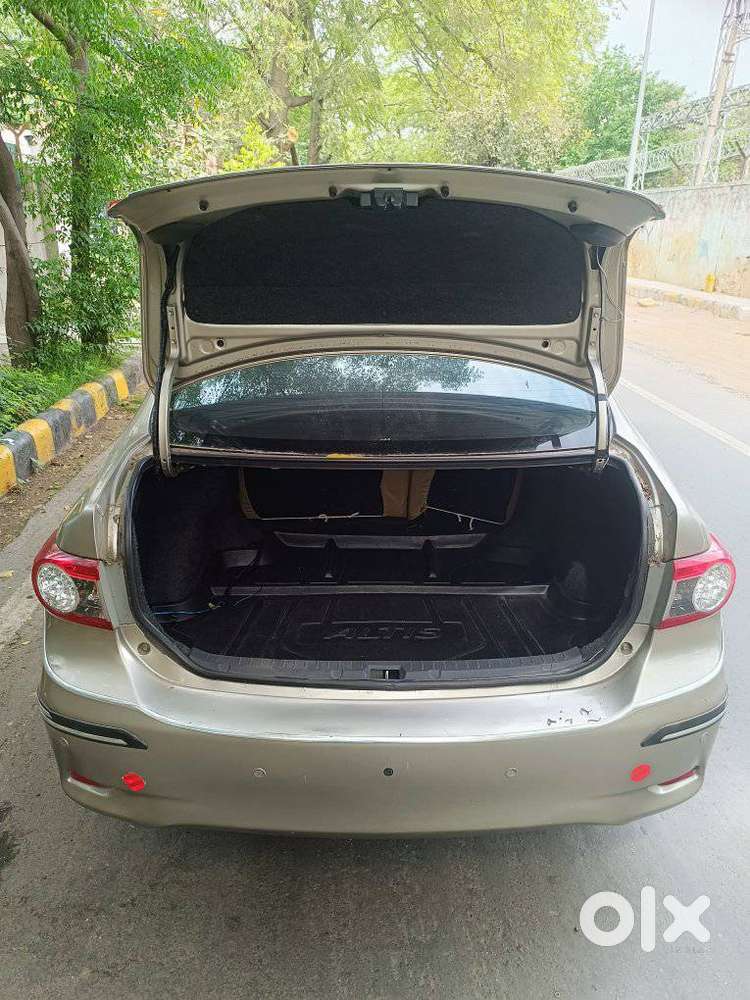 Toyota Corolla Altis G Hv At, 2014, Petrol