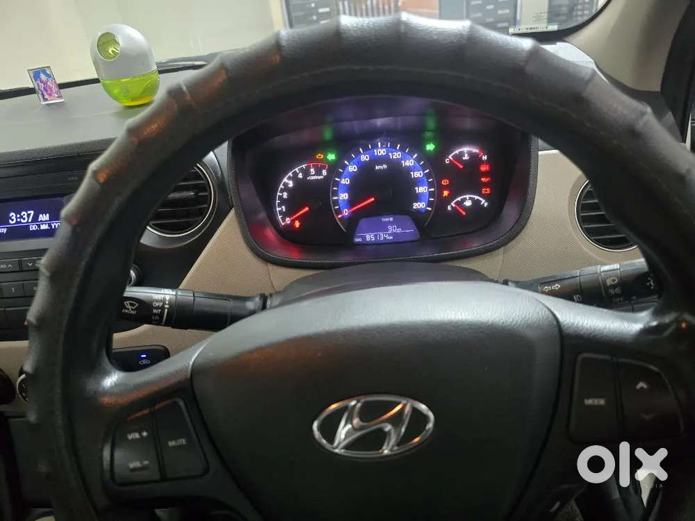 Hyundai Xcent Diesel 2016 Variant