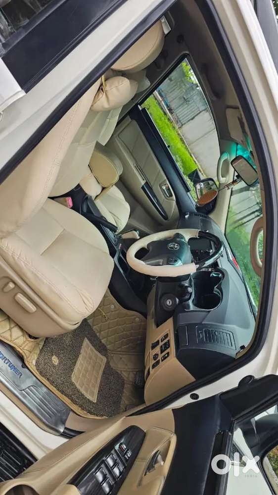 Toyota Fortuner Diesel 2015 4x2 Mt Luxurious Condition