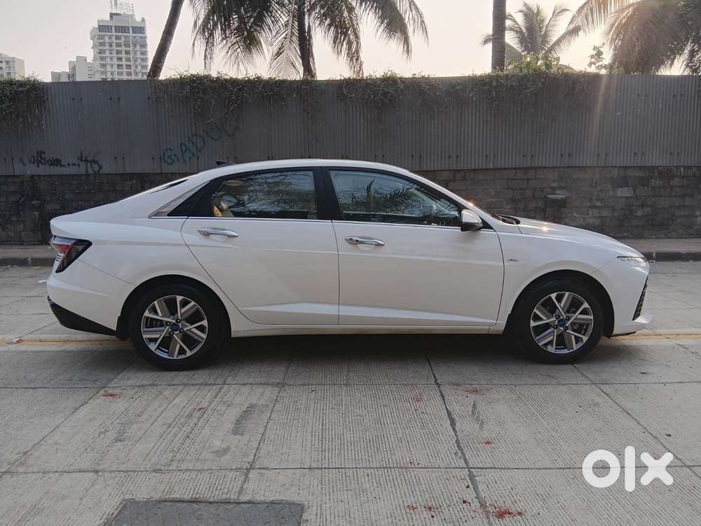 Hyundai Verna 1.5 Sx (o) Ivt, 2024, Petrol