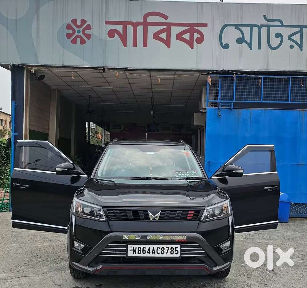 Mahindra Xuv300 Turbosport W8, 2023, Petrol