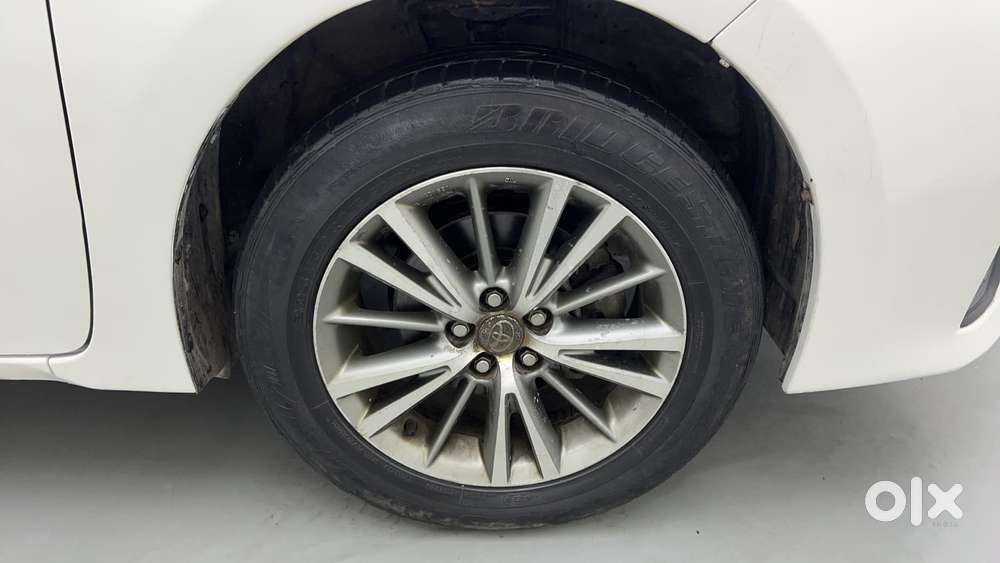 Toyota Corolla Altis 2013-2017 Vl At, 2016, Petrol