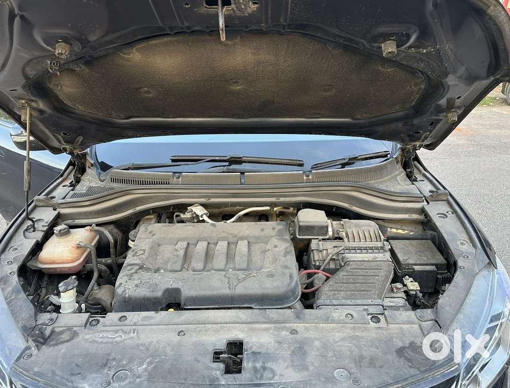 Mahindra Xuv700 Mx Diesel Mt 5 Str (e), 2022, Diesel