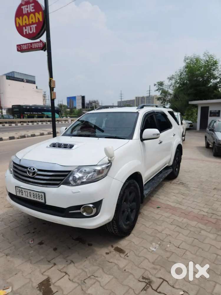 Toyota Fortuner Sportivo 2013
