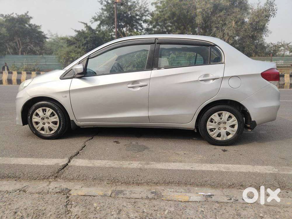 Honda Amaze S Mt I-vtec, 2015, Petrol