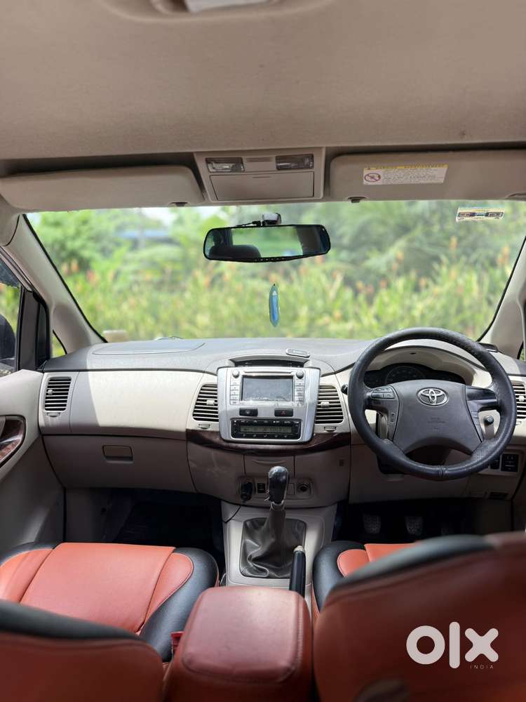 Toyota Innova 2.0 V, 2013, Diesel