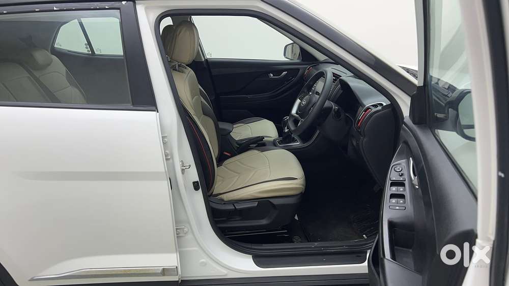 Hyundai Creta 1.5 S Plus Knight Petrol, 2023, Petrol