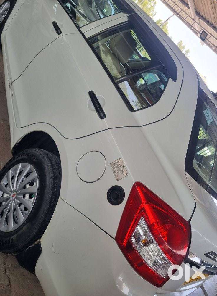 Maruti Suzuki Dzire 1.2 Tour S Cng, 2022, Cng & Hybrids