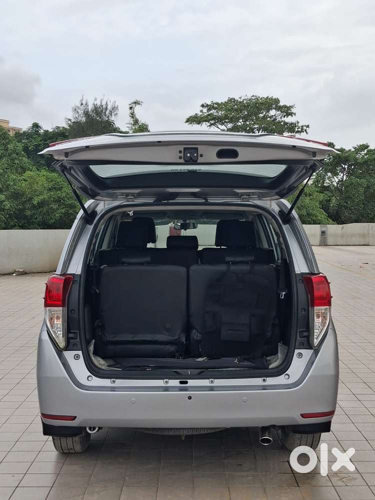 Toyota Innova Crysta 2.4 G Mt, 2016, Diesel