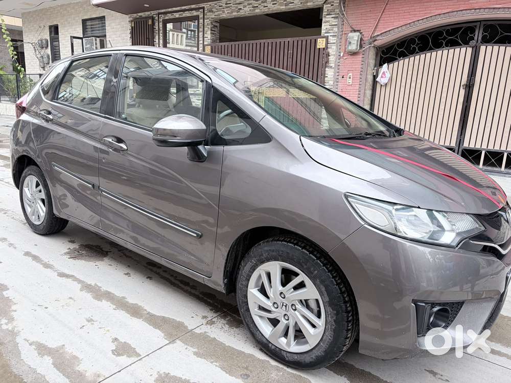 Honda Jazz V Automatic, 2016, Petrol