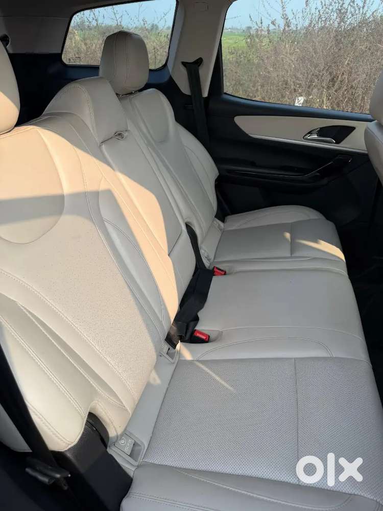 Mahindra Xuv700 2023 Diesel Good Condition