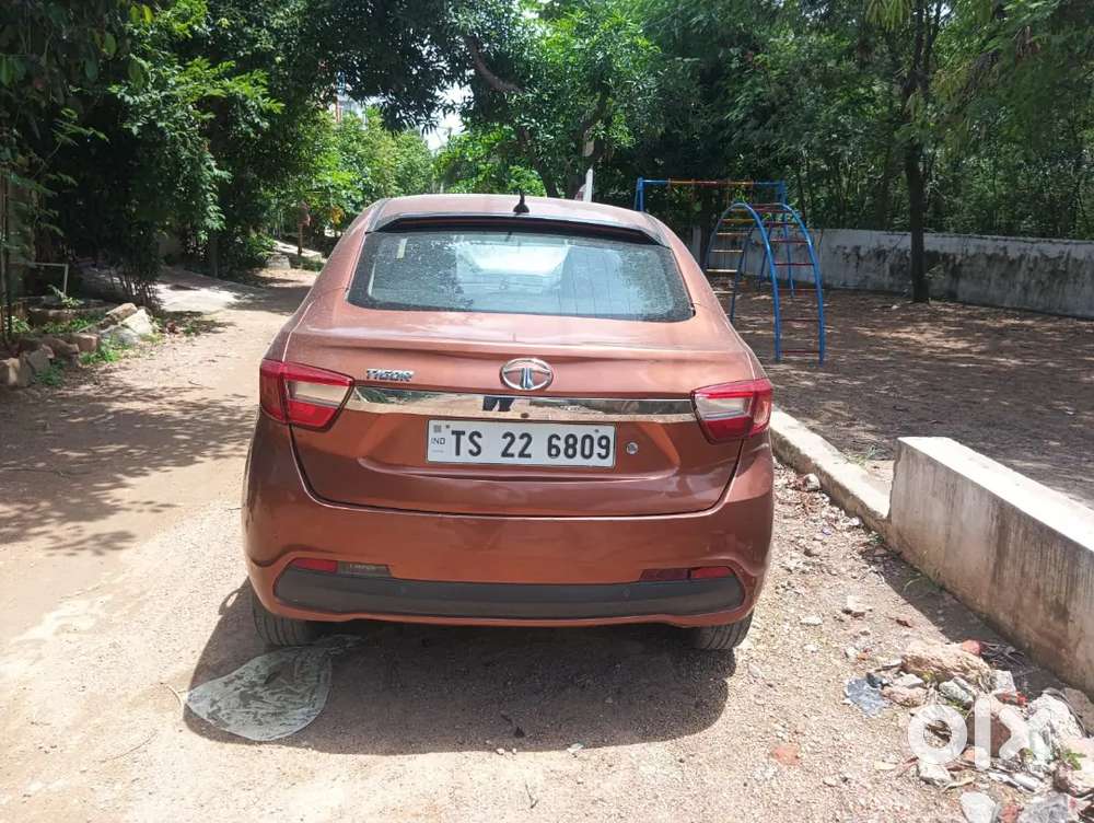 Tata Tigor Petrol 2017 Year
