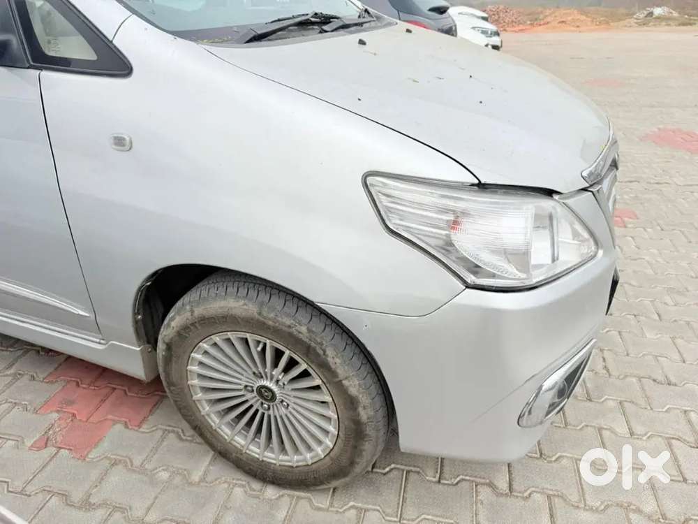 New Condition Well Maintained New Music System And New Alloy Tyers