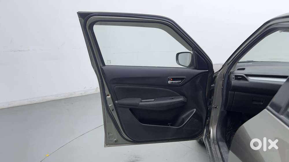 Maruti Suzuki Swift Vvt Vxi, 2018, Petrol