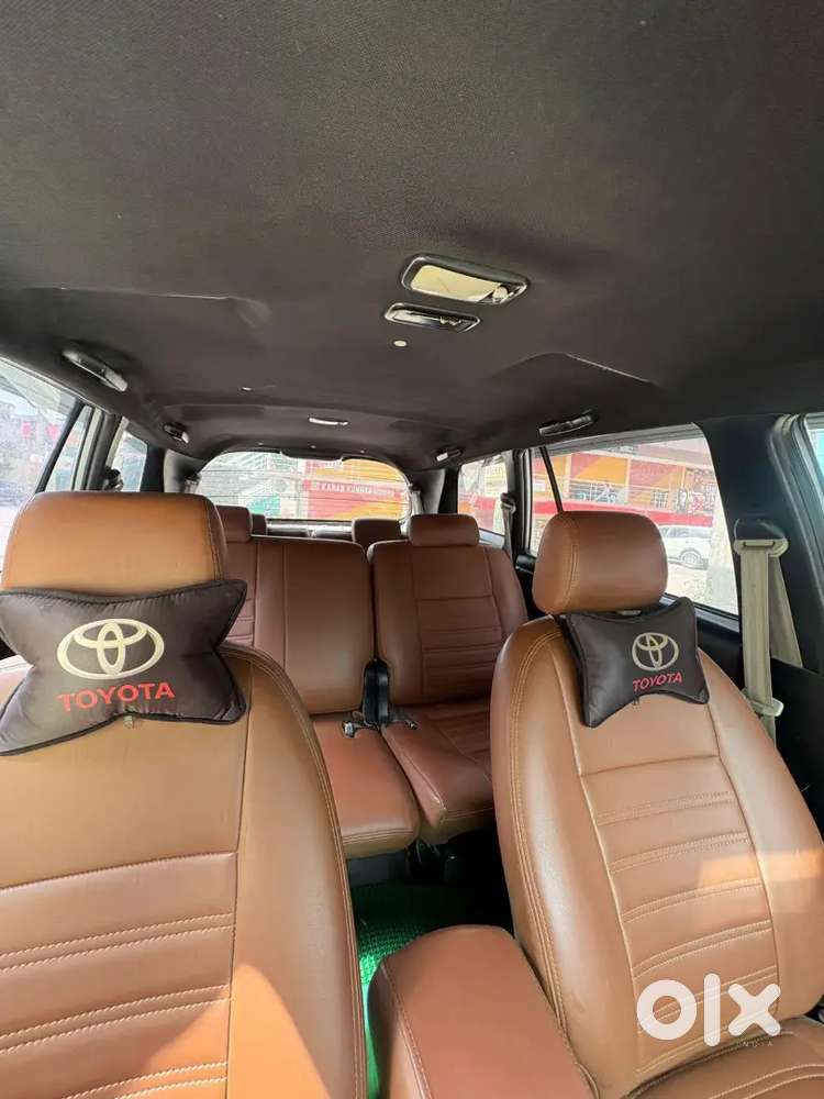 Toyota Innova 2012 Diesel Well Maintained