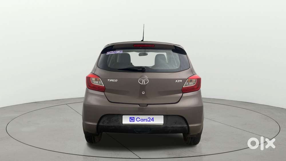 Tata Tiago 1.2 Revotron Xza, 2017, Petrol