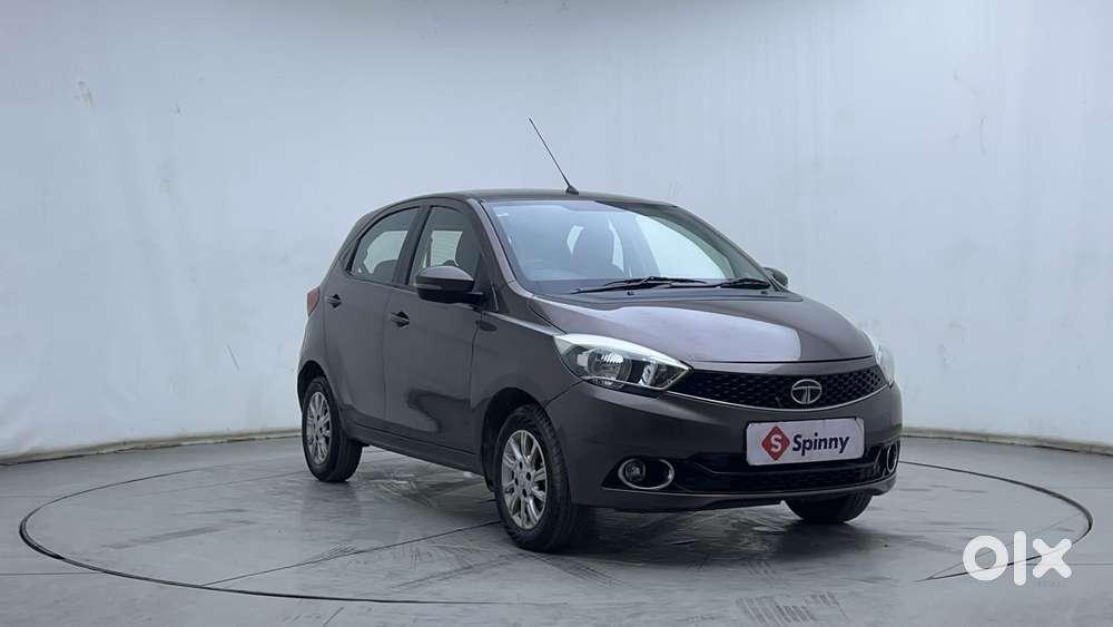 Tata Tiago Xza, 2017, Petrol