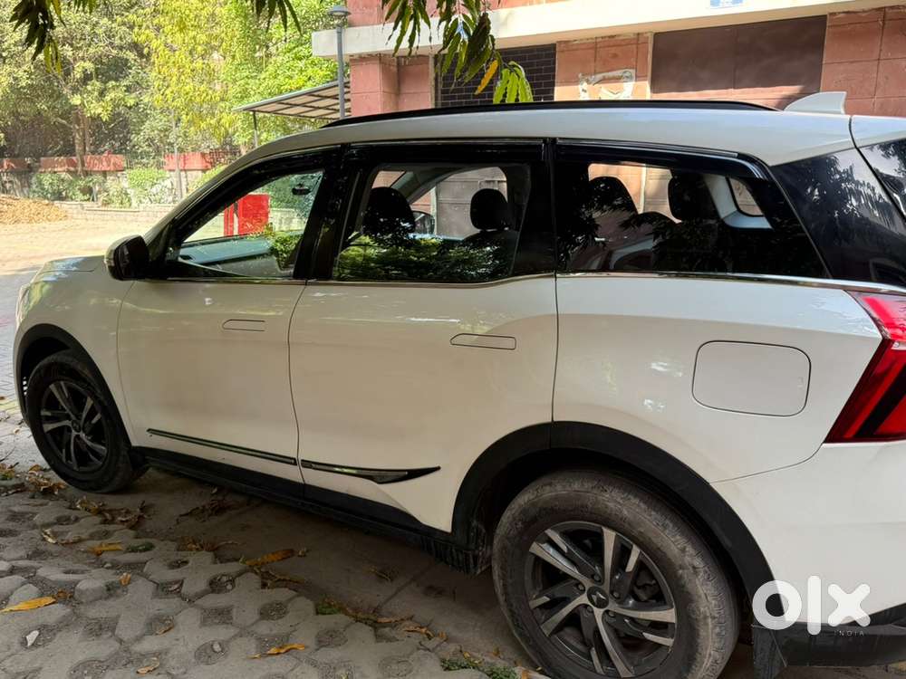 Mahindra Xuv700 Petrol 2023