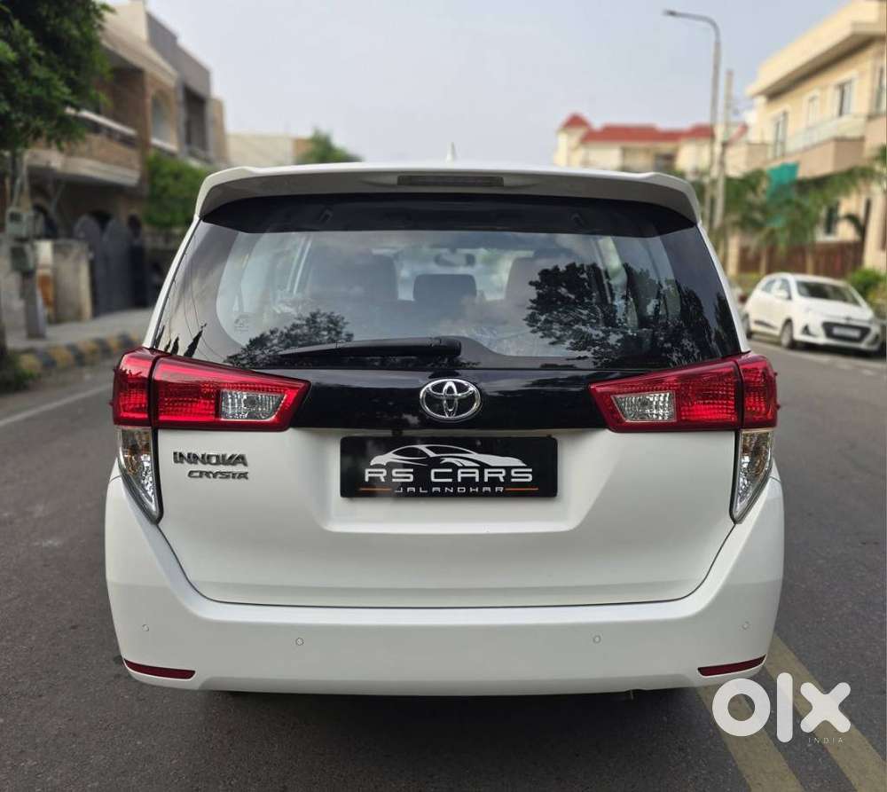 Toyota Innova Crysta 2.4 G Mt 7 Str, 2025, Diesel