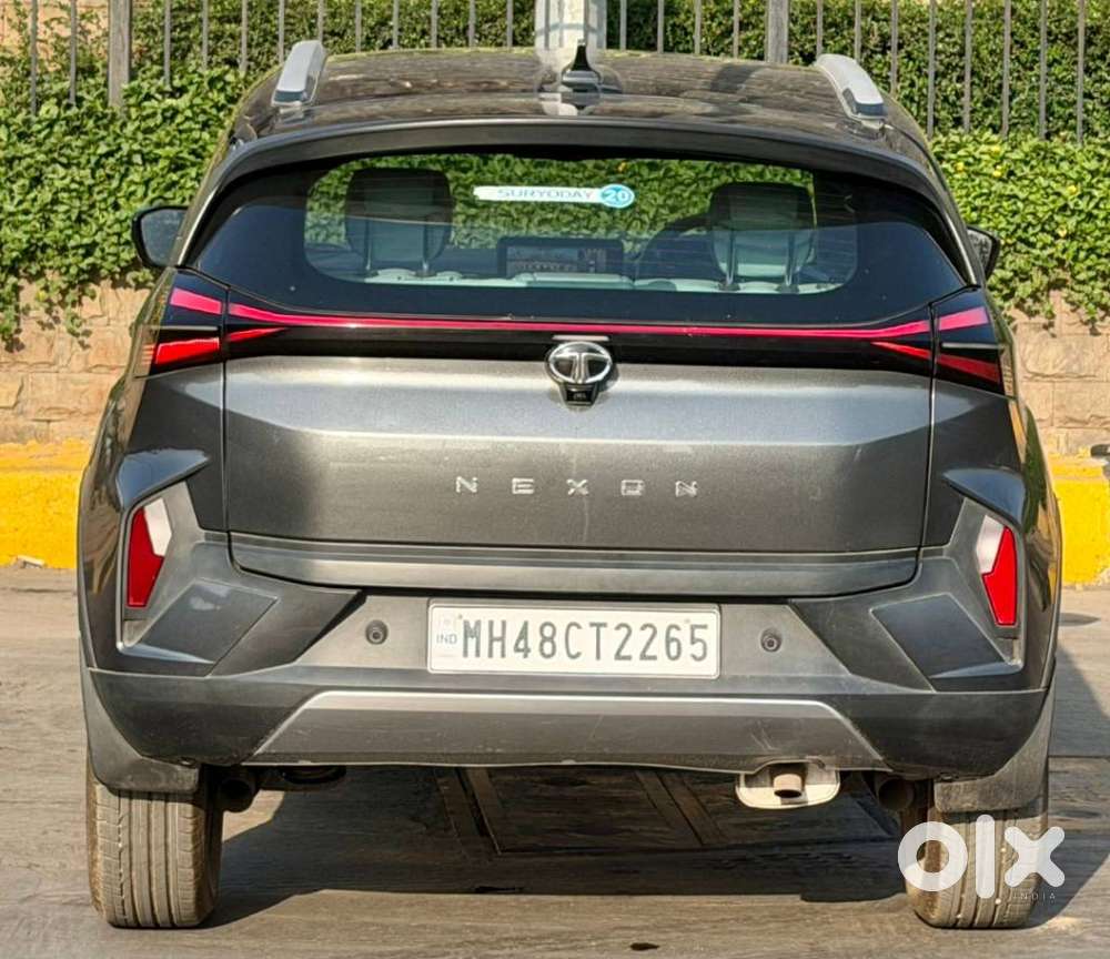 Tata Nexon, 2023, Petrol