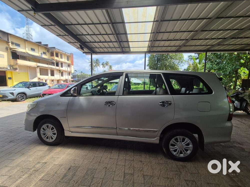 Toyota Innova Diesel 2014