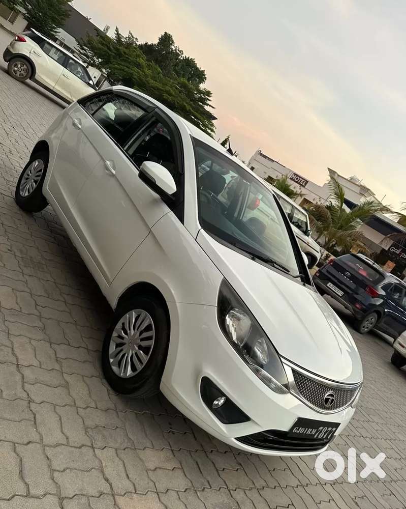 Tata Bolt Revotron Xt, 2016, Petrol
