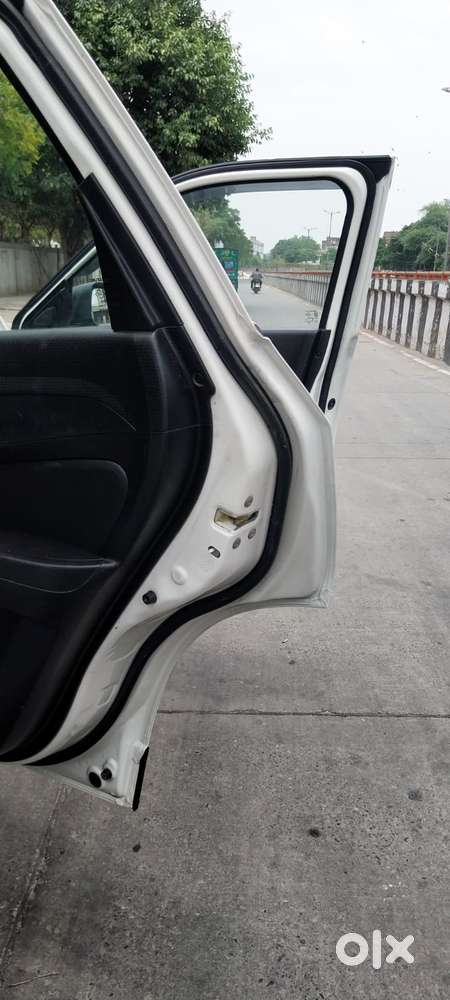 Maruti Suzuki Brezza 1.5 Lxi Smart Hybrid, 2021, Petrol