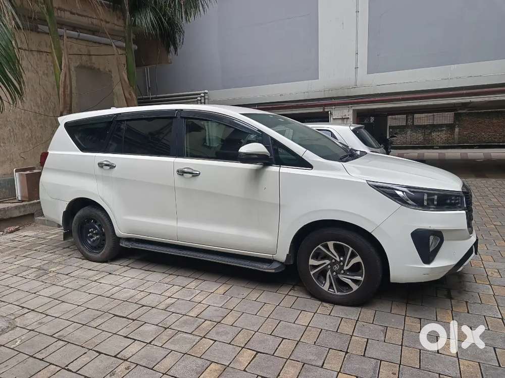 Toyota Innova Crysta 2022 Diesel 53878 Km Driven