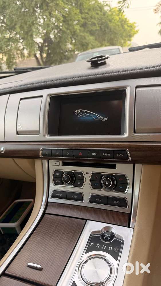 Jaguar Xf 2.2 Litre Luxury, 2015, Diesel