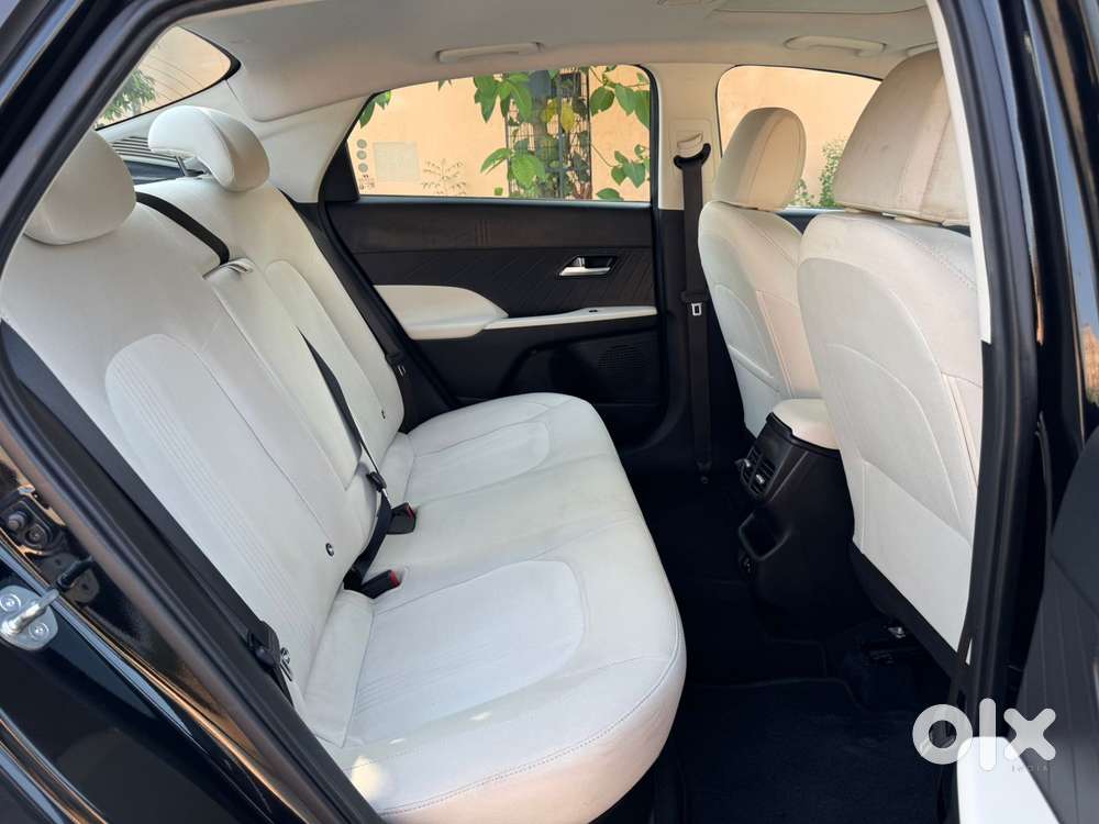 Hyundai Verna Sx 1.5 Petrol Ivt, 2023, Petrol