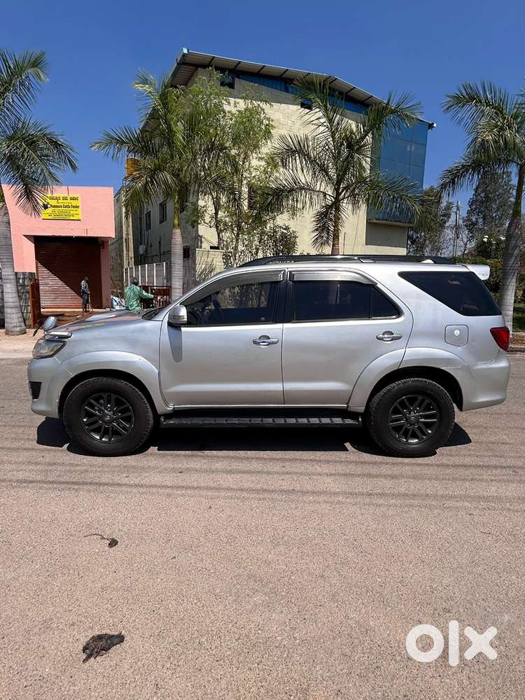 Toyota Fortuner Diesel 2013