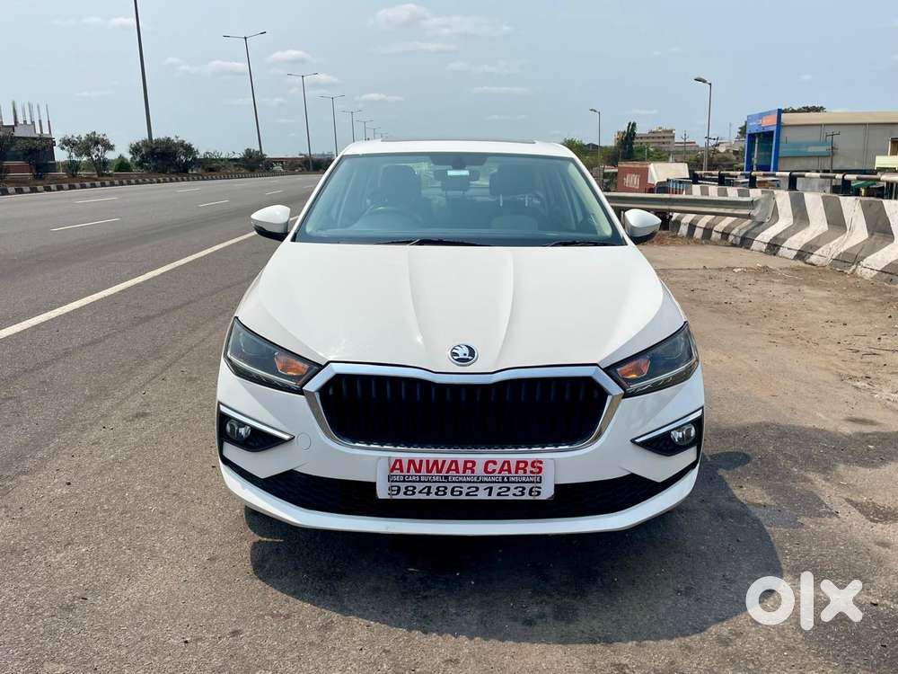 Skoda Slavia 1.0 Tsi Style, 2022, Petrol