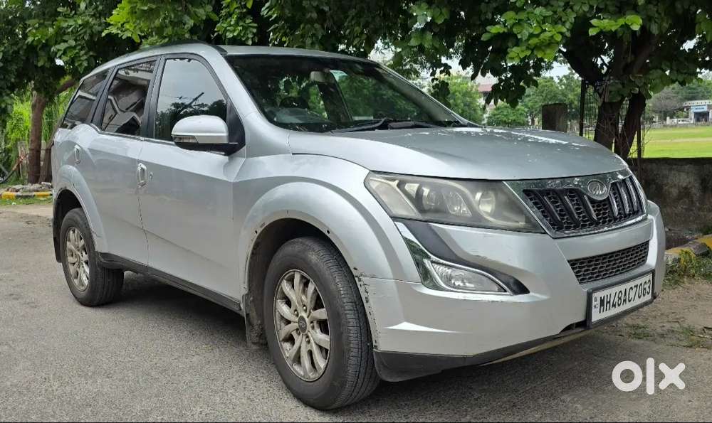 Mahindra Xuv500 W10 2016