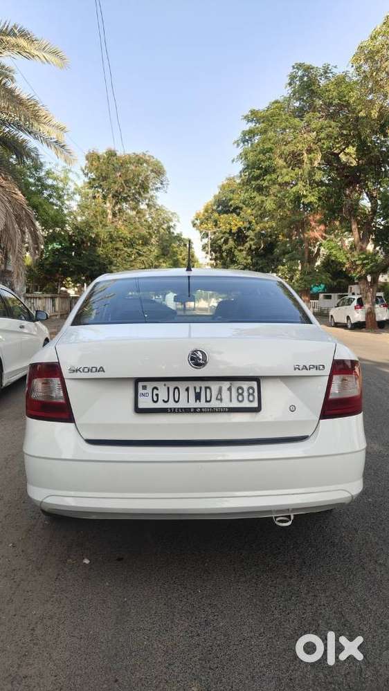 Skoda Rapid 1.0 Ambition Tsi At, 2021, Petrol