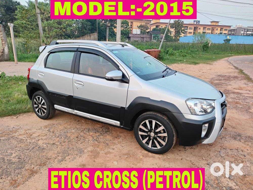 Toyota Etios Cross 1.2l G, 2015, Petrol