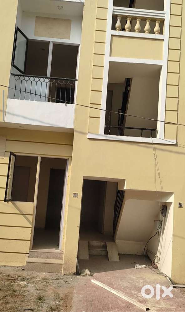 Independent 2 Bhk (Fixed Room Rent & Maintenance)