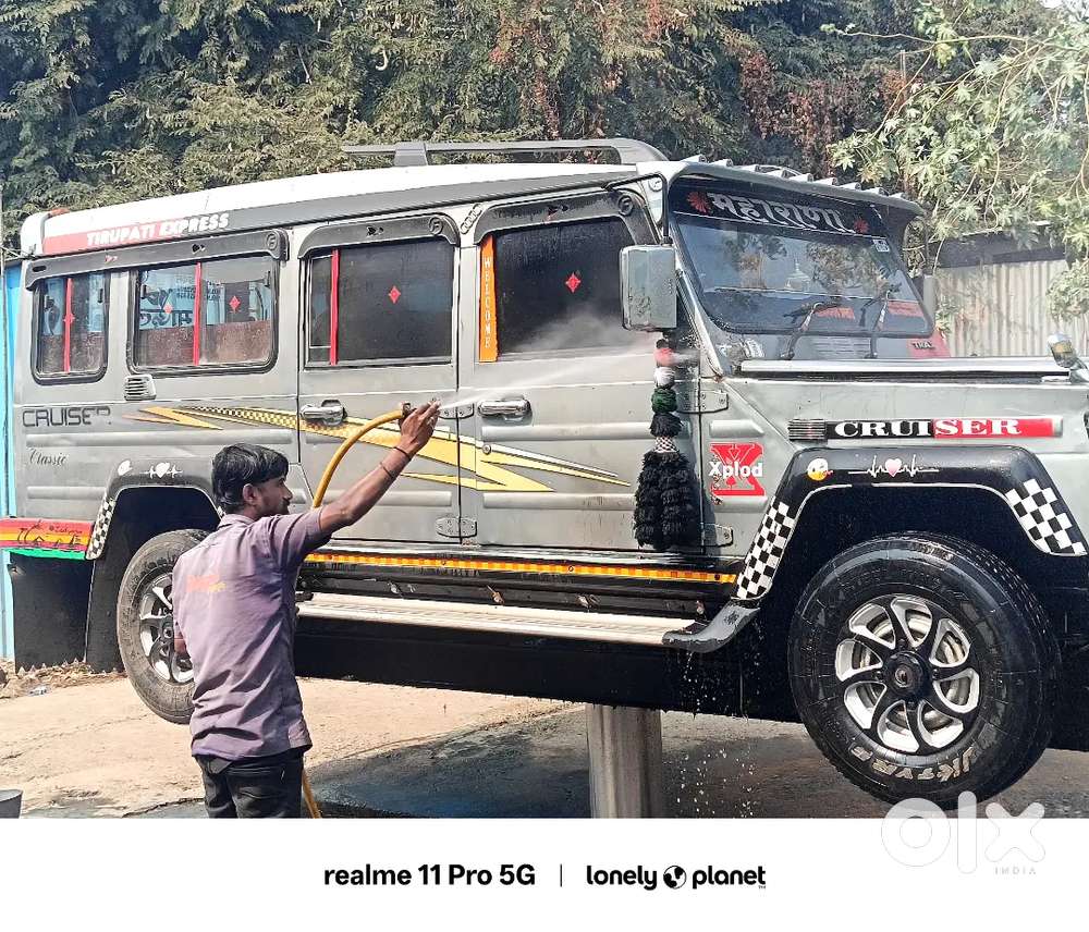 Force Motors Trax Cruiser 2012