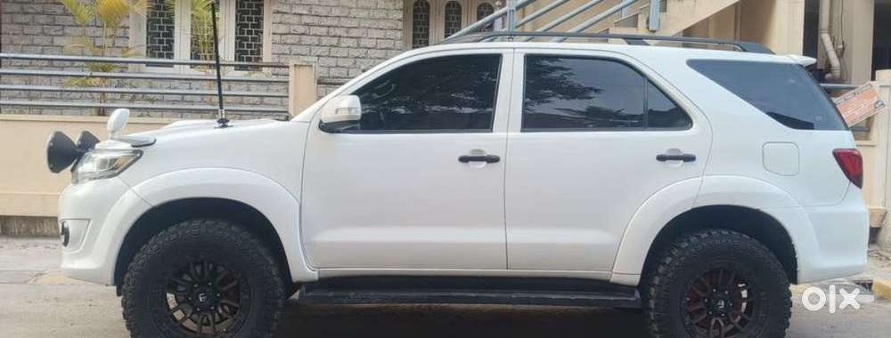 Toyota Fortuner 3.0 4x4 Manual, 2013, Diesel