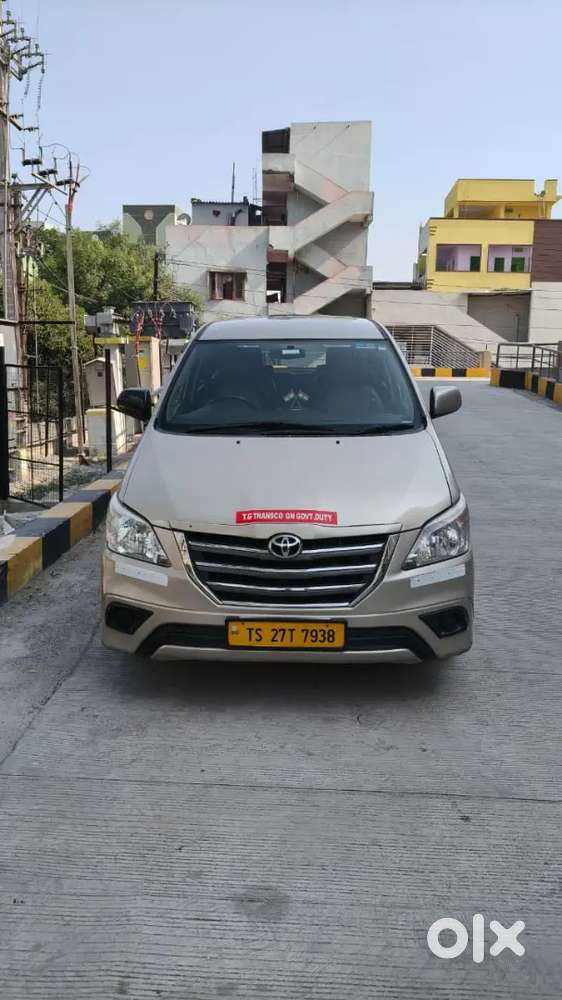 Toyota Innova 2.5 G 2015